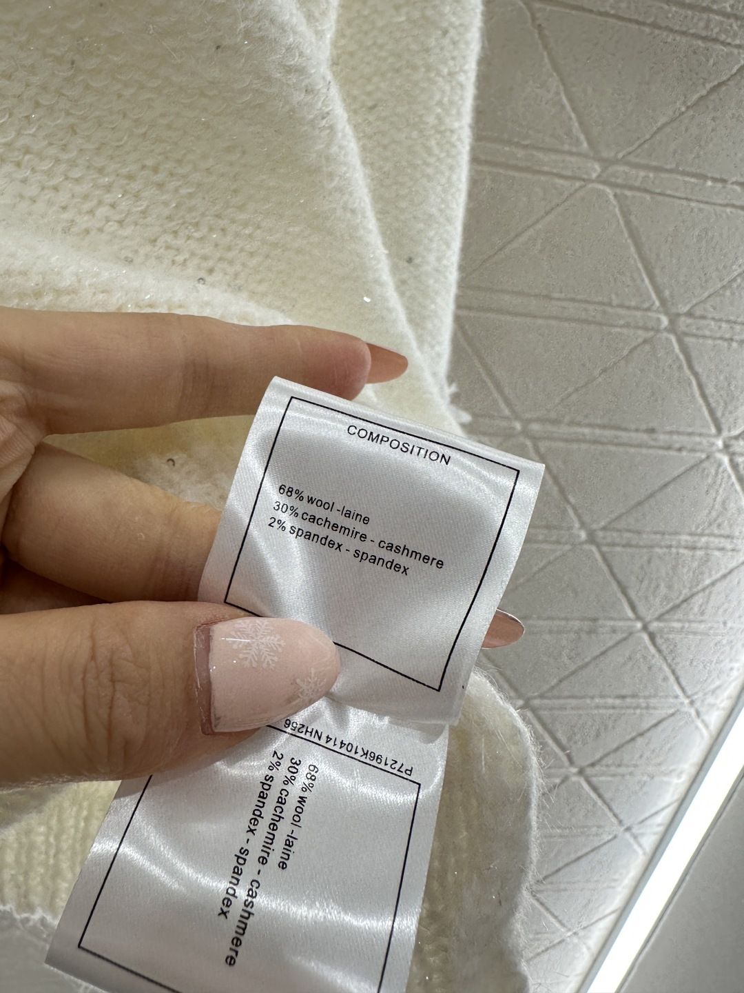 ♥Chane*♥2026新品上架 微透拼接圆领针织套头毛衣定制YB羊毛纱线织造，软糯柔软，穿搭时髦洋气，