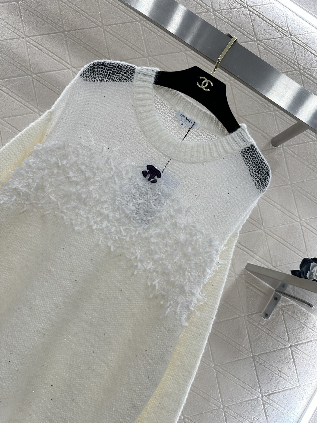 ♥Chane*♥2026新品上架 微透拼接圆领针织套头毛衣定制YB羊毛纱线织造，软糯柔软，穿搭时髦洋气，