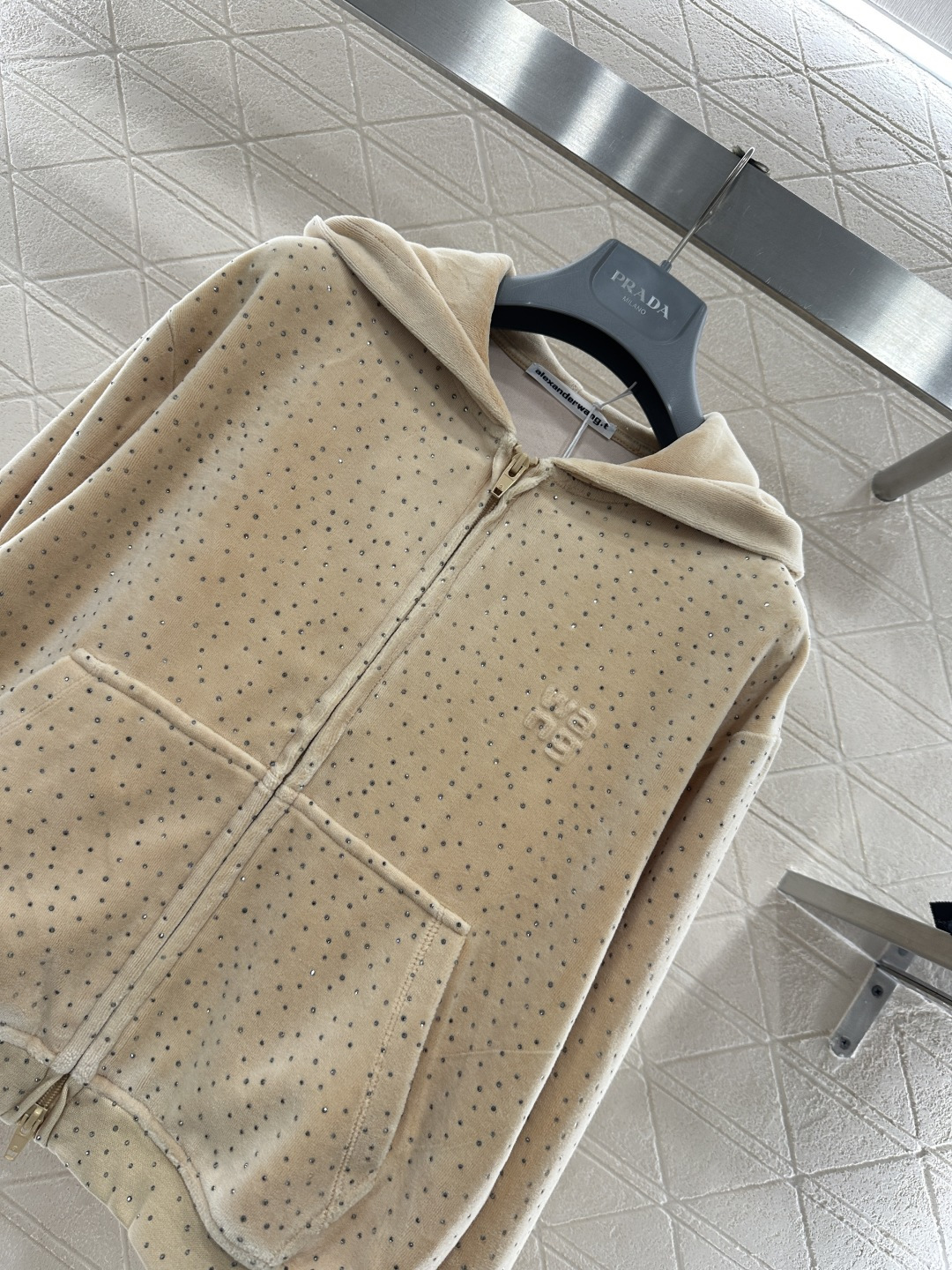 ♥Alexander wan*♥2026新品上架 连帽烫钻丝绒外套长裤套装定制YB进口丝绒材质，质感光泽