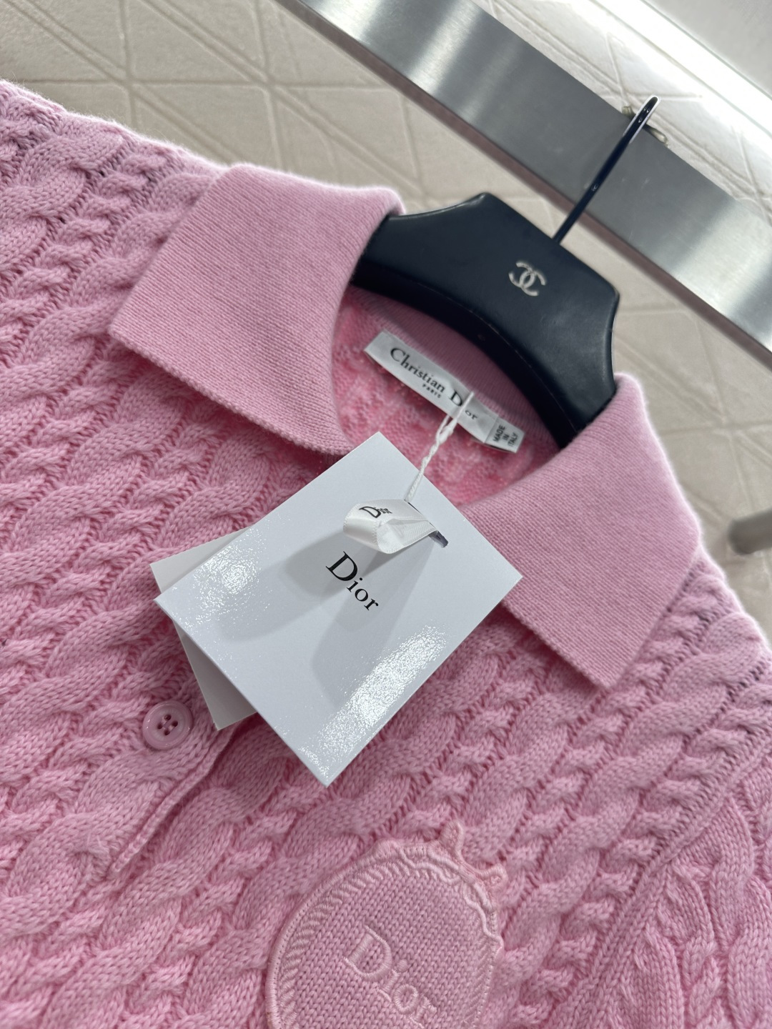 ♥Dio*♥2026新品上架 翻领麻花针织短袖定制YB羊绒纱线织造，质感高级，舒适柔软，翻领针织短袖剪裁