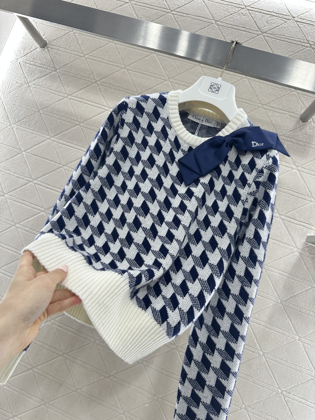 ♥Dio*♥2026新品上架 格纹蝴蝶结针织套头毛衣定制YB羊毛纱线织造，穿搭舒适，质感十足，圆领套头毛