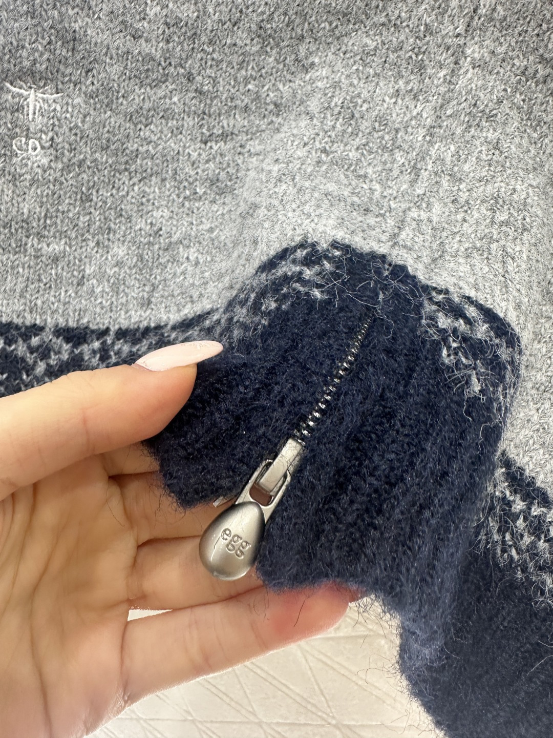 ♥Dio*♥2026新品上架 撞色针织开衫外套定制YB羊毛纱线织造，柔软亲肤，舒适有型，拉链开衫外套版型