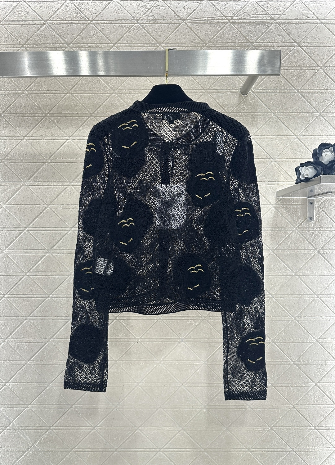 ♥Chane*♥2026新品上架 立体镂空花朵刺绣针织开衫定制YB丝绵纱线织造，质感高级，舒适柔软，圆领