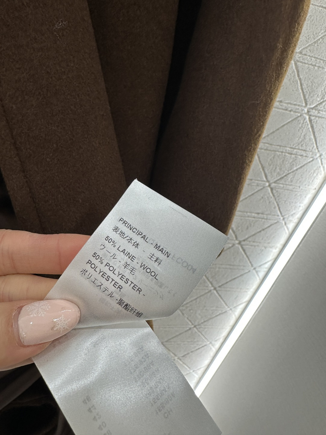 ♥Louis vuitto*♥2026新品上架 斜襟蝴蝶结皮绳外套半裙套装定制YB进口羊毛呢材质，质感上