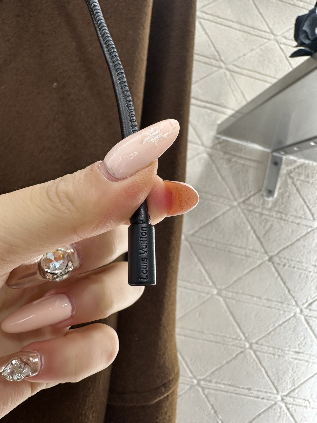 ♥Louis vuitto*♥2026新品上架 斜襟蝴蝶结皮绳外套半裙套装定制YB进口羊毛呢材质，质感上