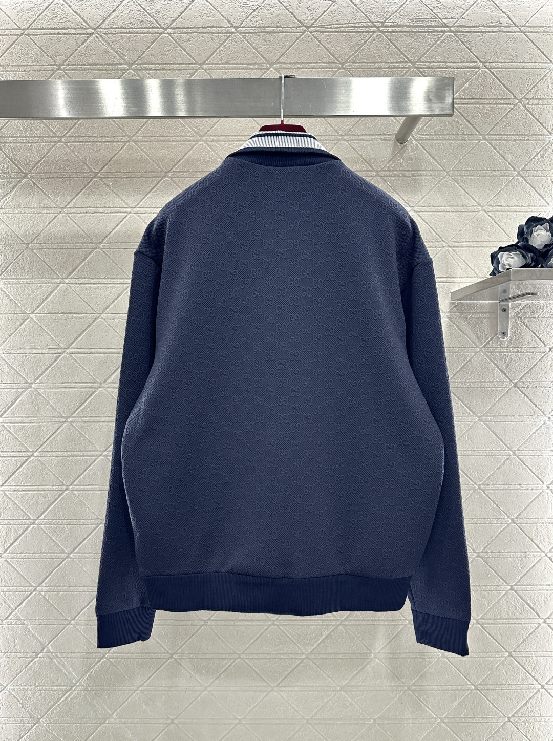 ♥Gucc*♥2026新品上架 翻领拉链外套长裤套装定制YB进口浮雕提花材质，质感高级，穿搭有型，藏青底