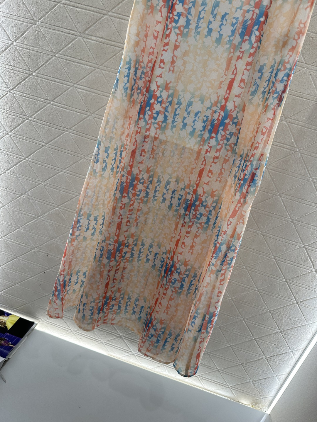 ♥Chane*♥2026新品上架 活性印花中长半身裙定制YB进口真丝纺纱材质，质地轻薄，柔软亲肤，高腰中