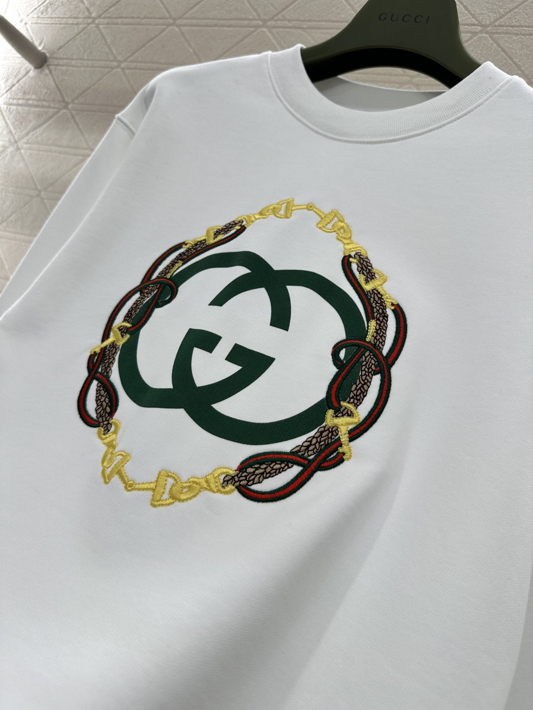 ♥Gucc*♥2026新品上架 贺岁圆领刺绣徽标卫衣新年贺岁系列#定制YB原生全棉材质，久洗不易变形起球