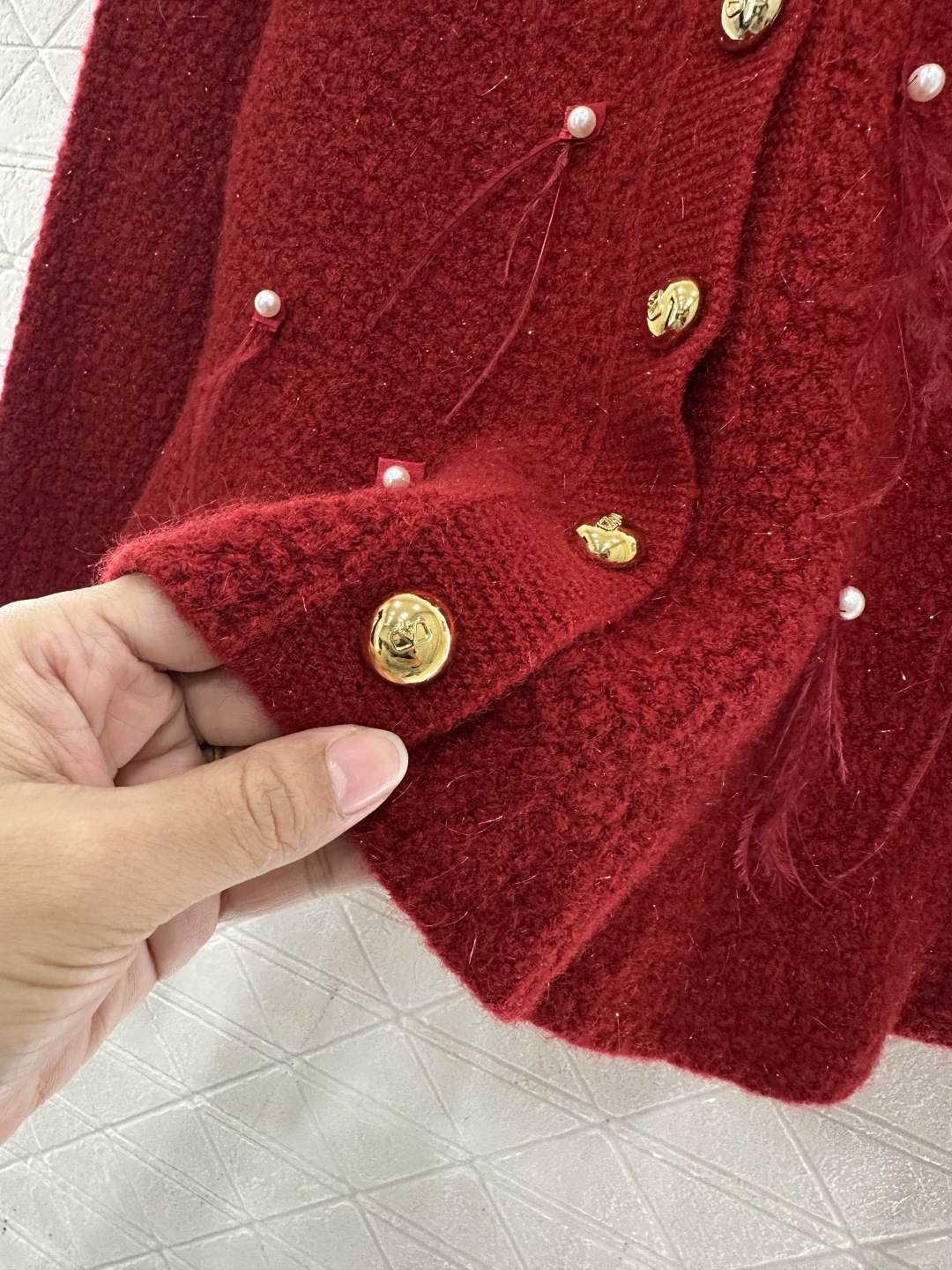 ♥Valentin*♥2026新品上架 泡泡袖收腰羽毛针织开衫定制YB羊毛针织材质，质感高级，舒适柔软，