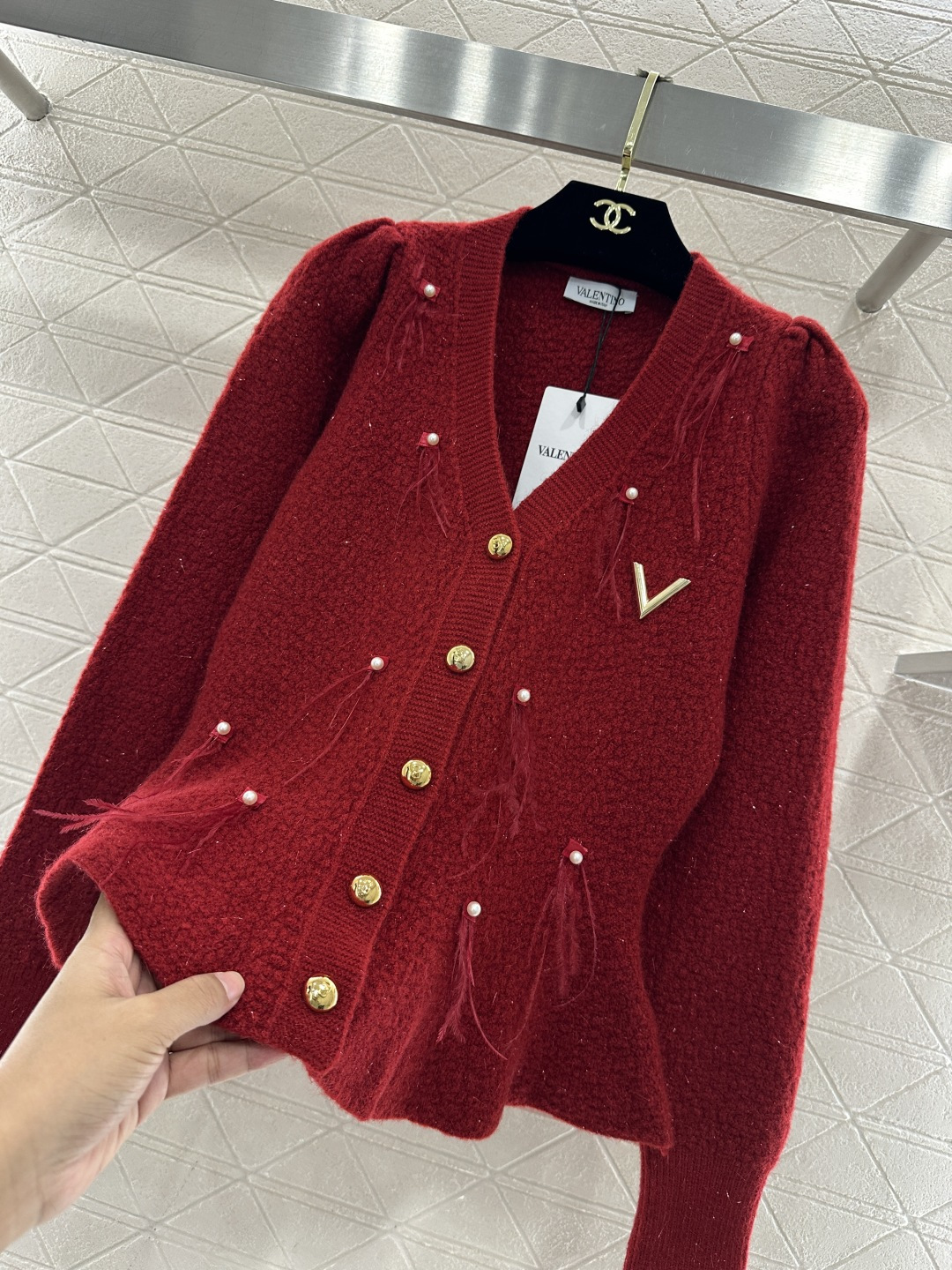 ♥Valentin*♥2026新品上架 泡泡袖收腰羽毛针织开衫定制YB羊毛针织材质，质感高级，舒适柔软，