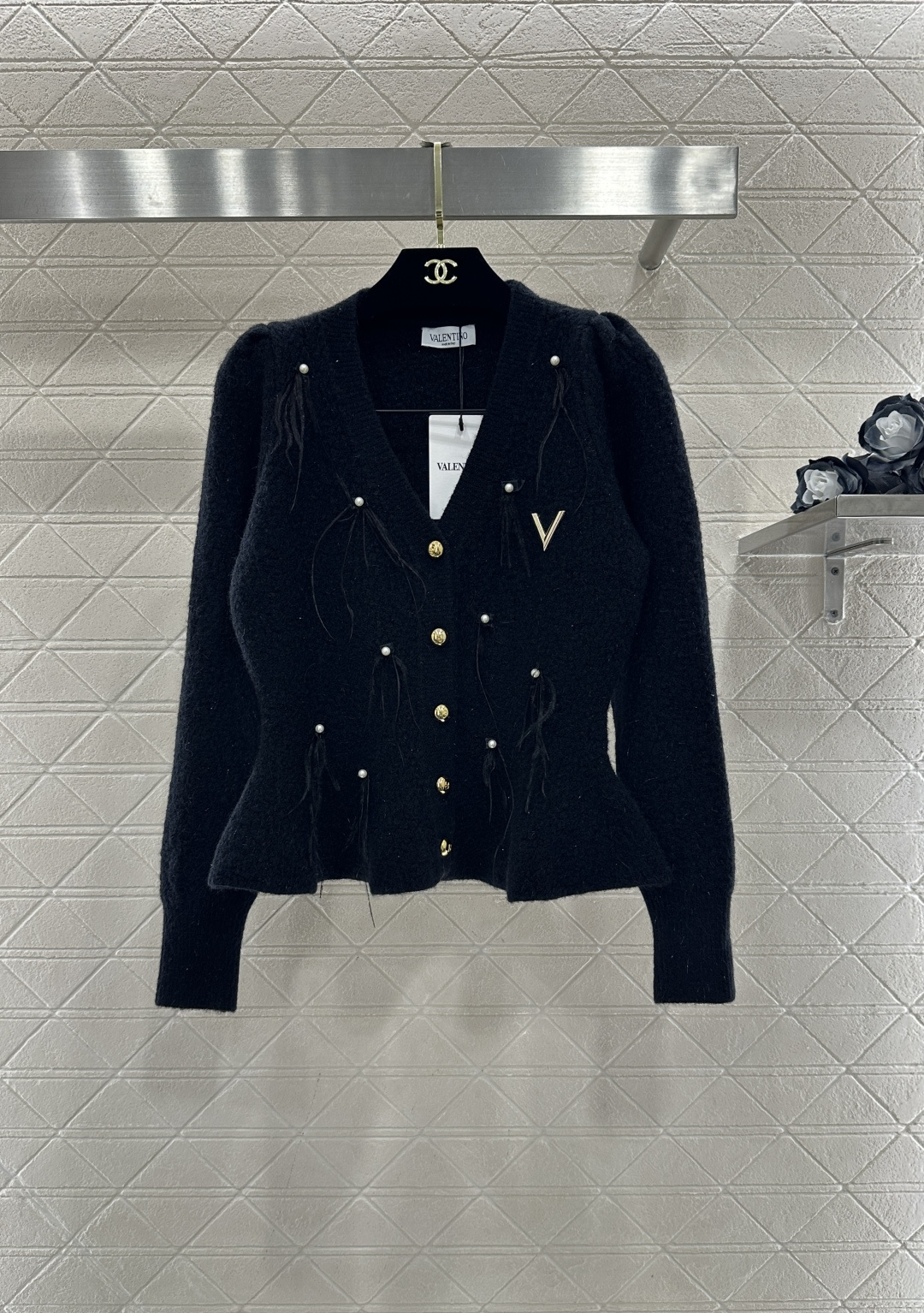 ♥Valentin*♥2026新品上架 泡泡袖收腰羽毛针织开衫定制YB羊毛针织材质，质感高级，舒适柔软，