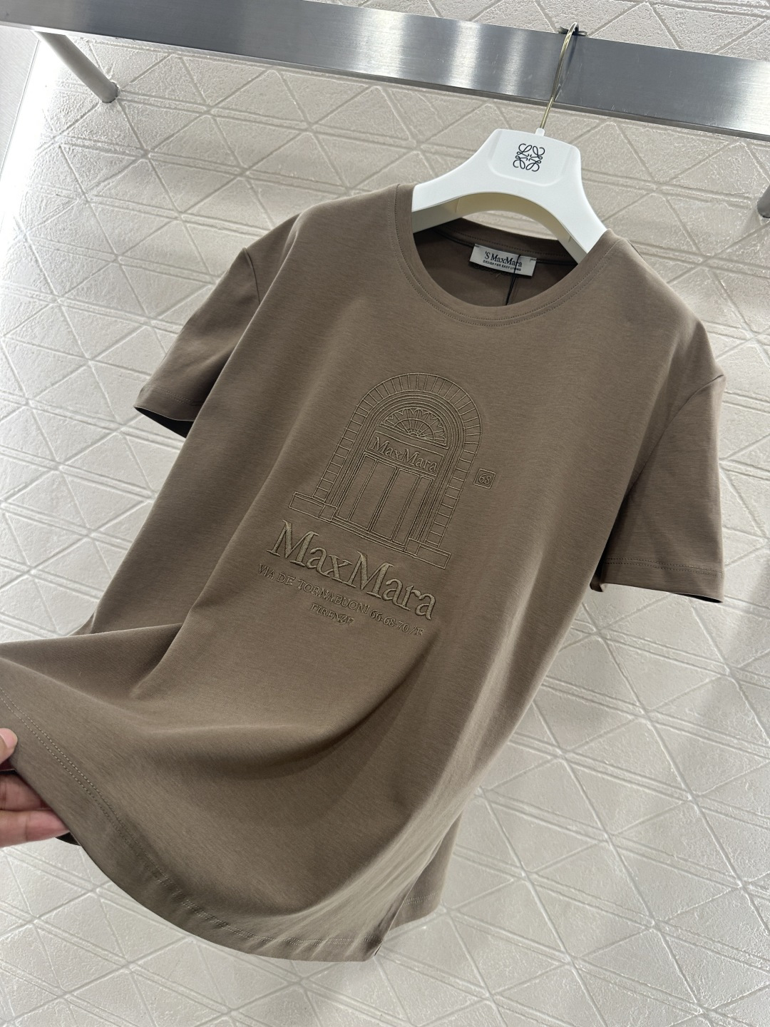 ♥Maxmar*♥2026新品上架 圆领刺绣徽标𝑇𝑒𝑒定制YB原生全棉材质，透气舒适，质感十足，常规花苞