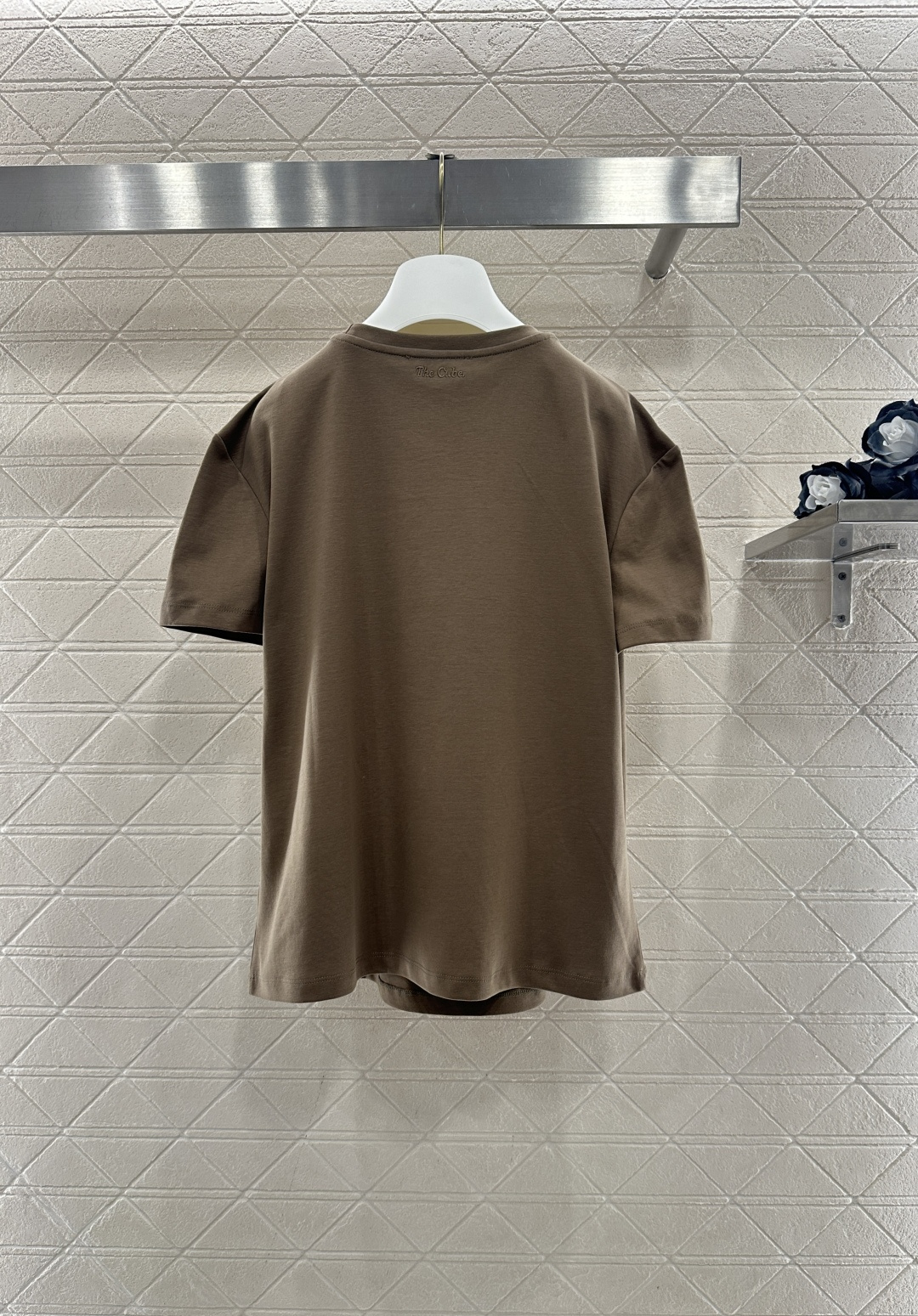 ♥Maxmar*♥2026新品上架 圆领刺绣徽标𝑇𝑒𝑒定制YB原生全棉材质，透气舒适，质感十足，常规花苞