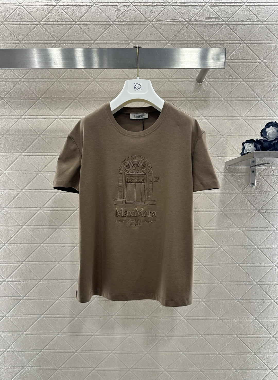 ♥Maxmar*♥2026新品上架 圆领刺绣徽标𝑇𝑒𝑒定制YB原生全棉材质，透气舒适，质感十足，常规花苞