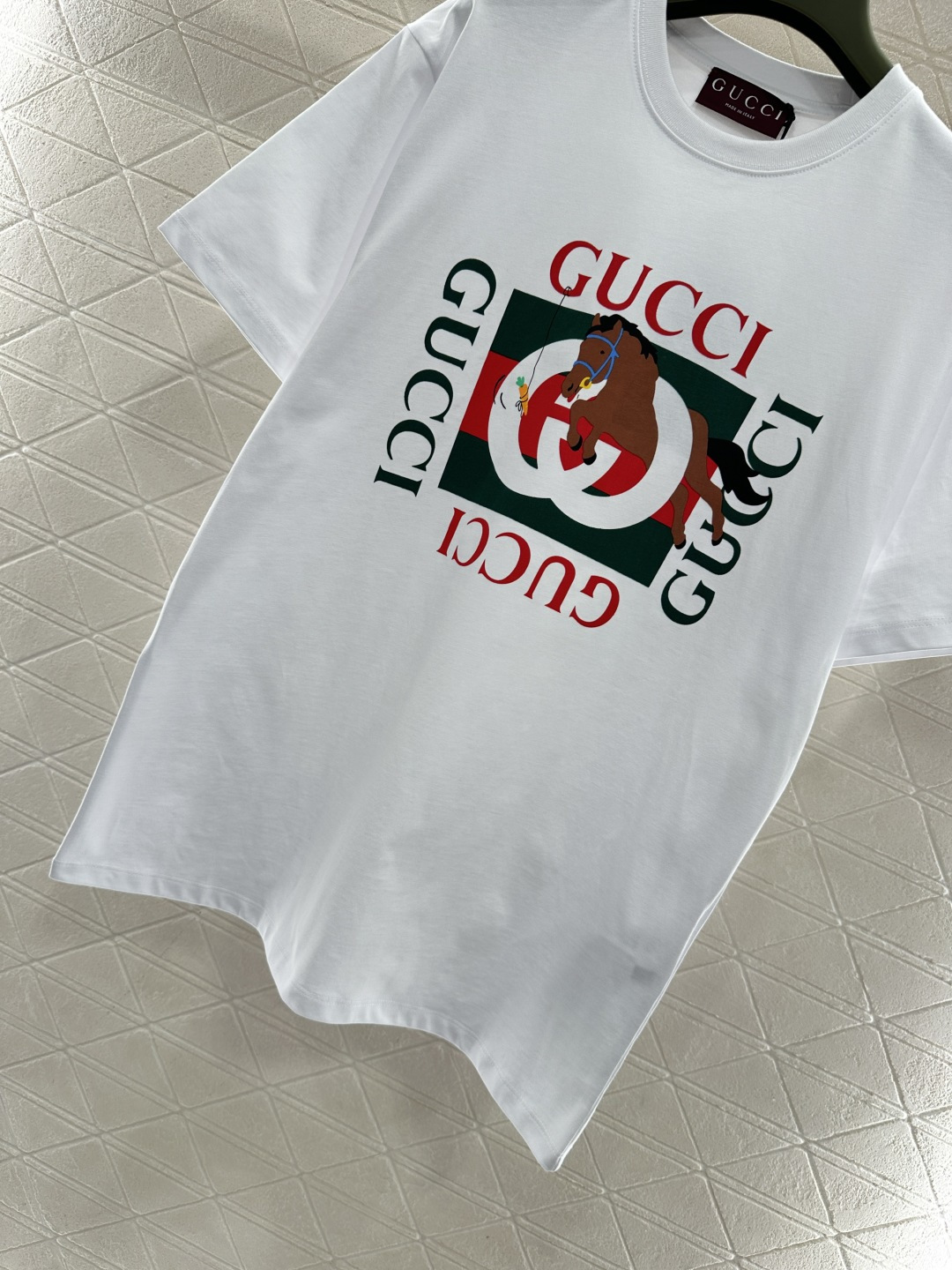 ♥Gucc*♥2026新品上架 贺岁起泡印花圆领𝑇𝑒𝑒新年贺岁系列#定制YB原生全棉材质，透气舒适，质感