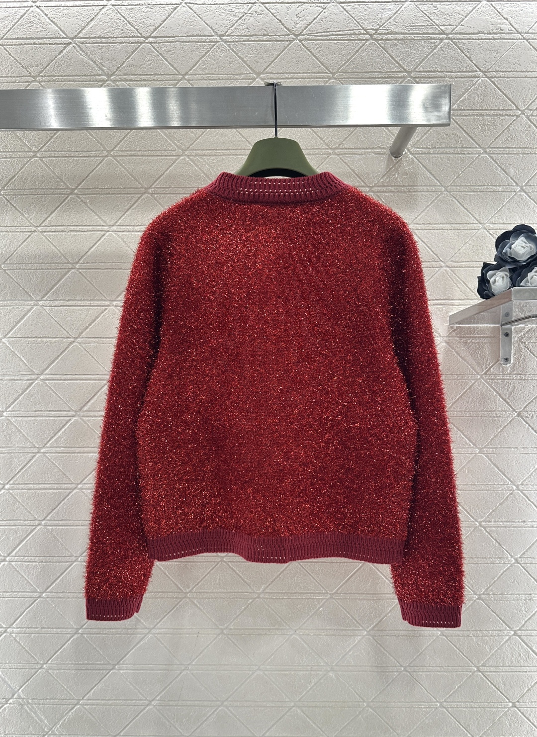 ♥Gucc*♥2026新品上架 亮闪银丝圆领针织开衫定制YB棉毛纱线织造，质感高级，舒适柔软，圆领纽扣针