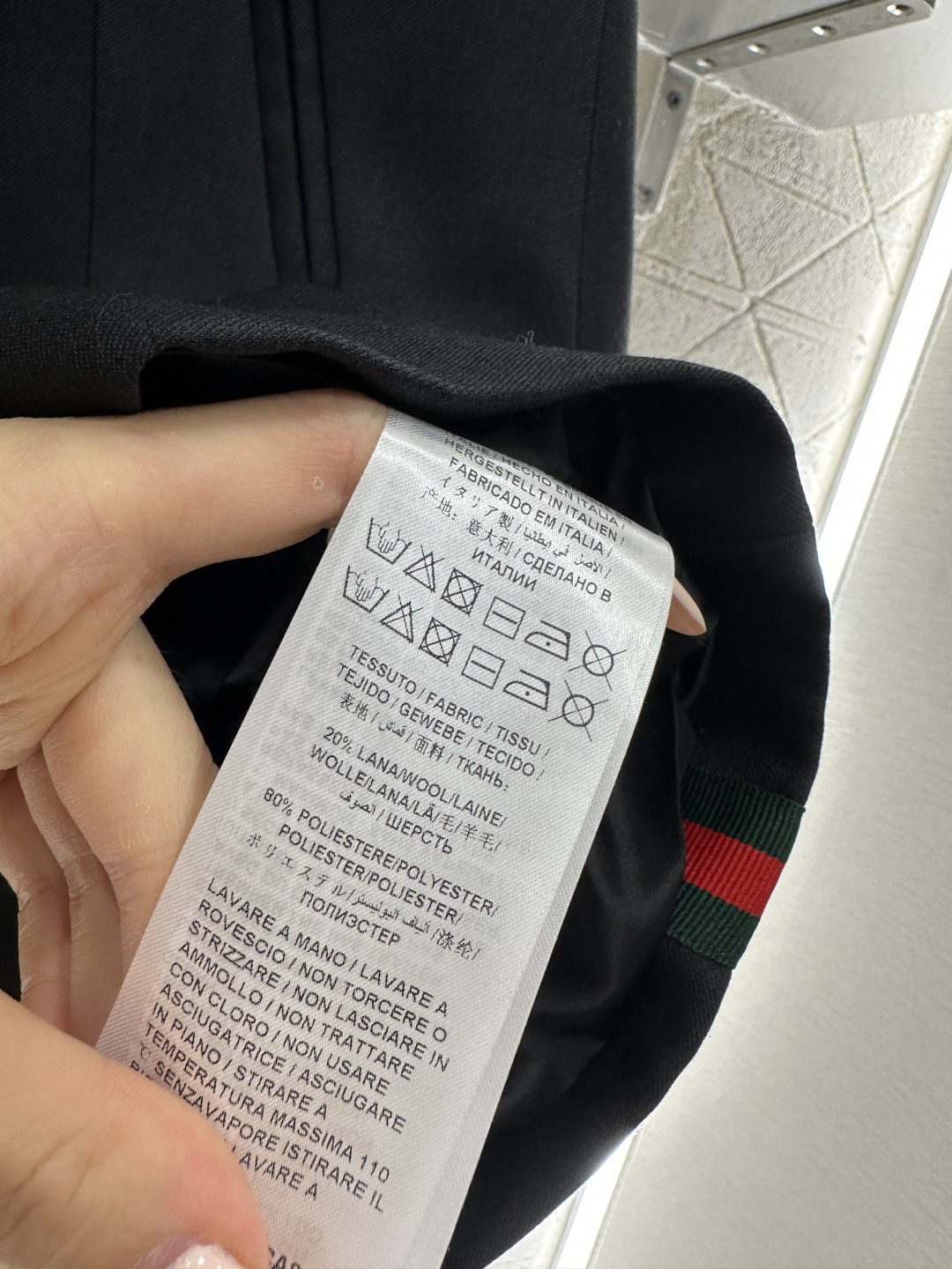 ♥Gucc*♥2026新品上架 廓形西装马甲长裤套装定制YB进口羊毛混纺材质，质感光泽高级，垂顺有型，微