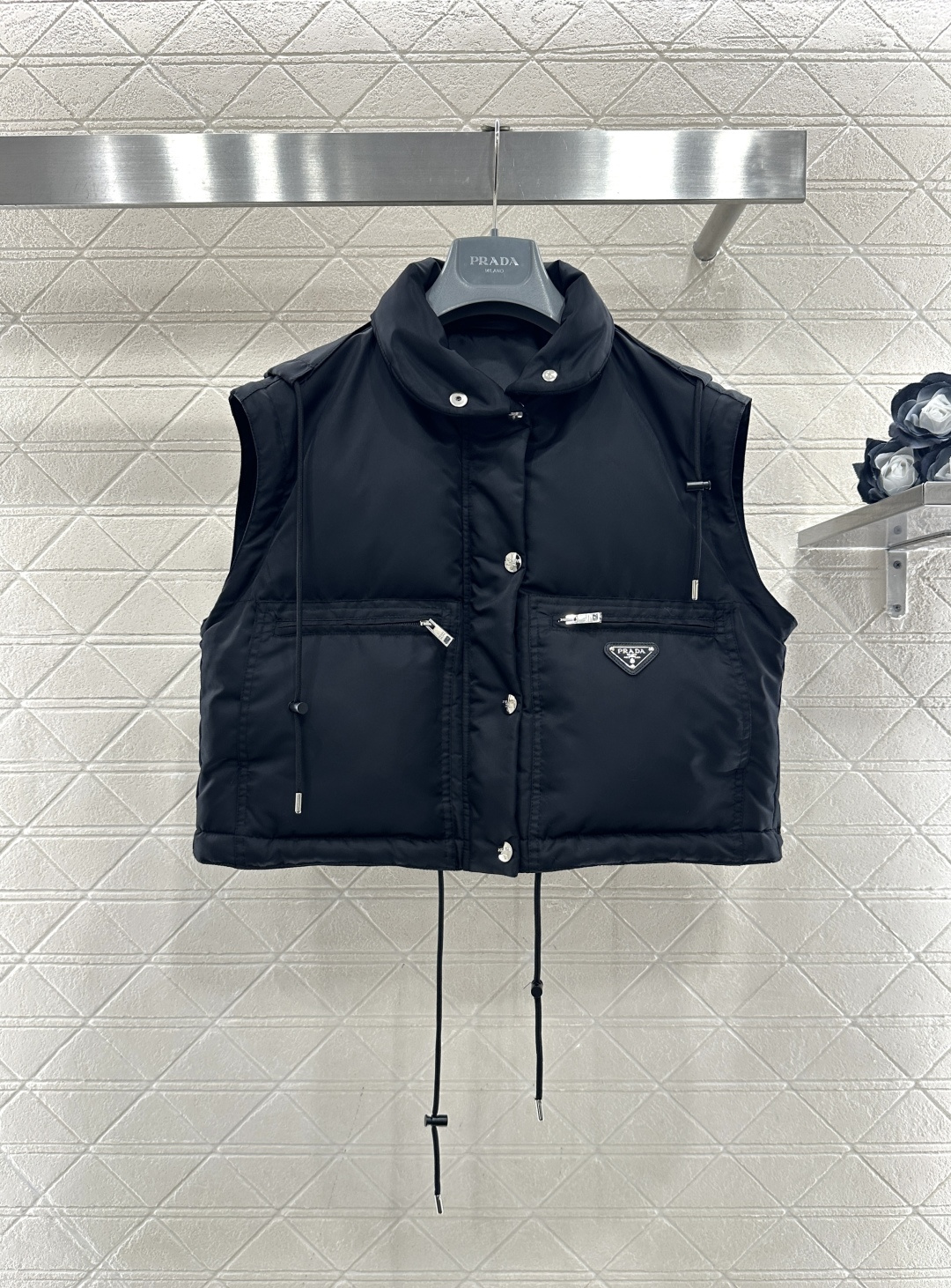 ♥Prad*♥2026新品上架 可拆卸两穿短款棉服定制YB进口防风防水尼龙材质，其工艺还原，升级材质，提