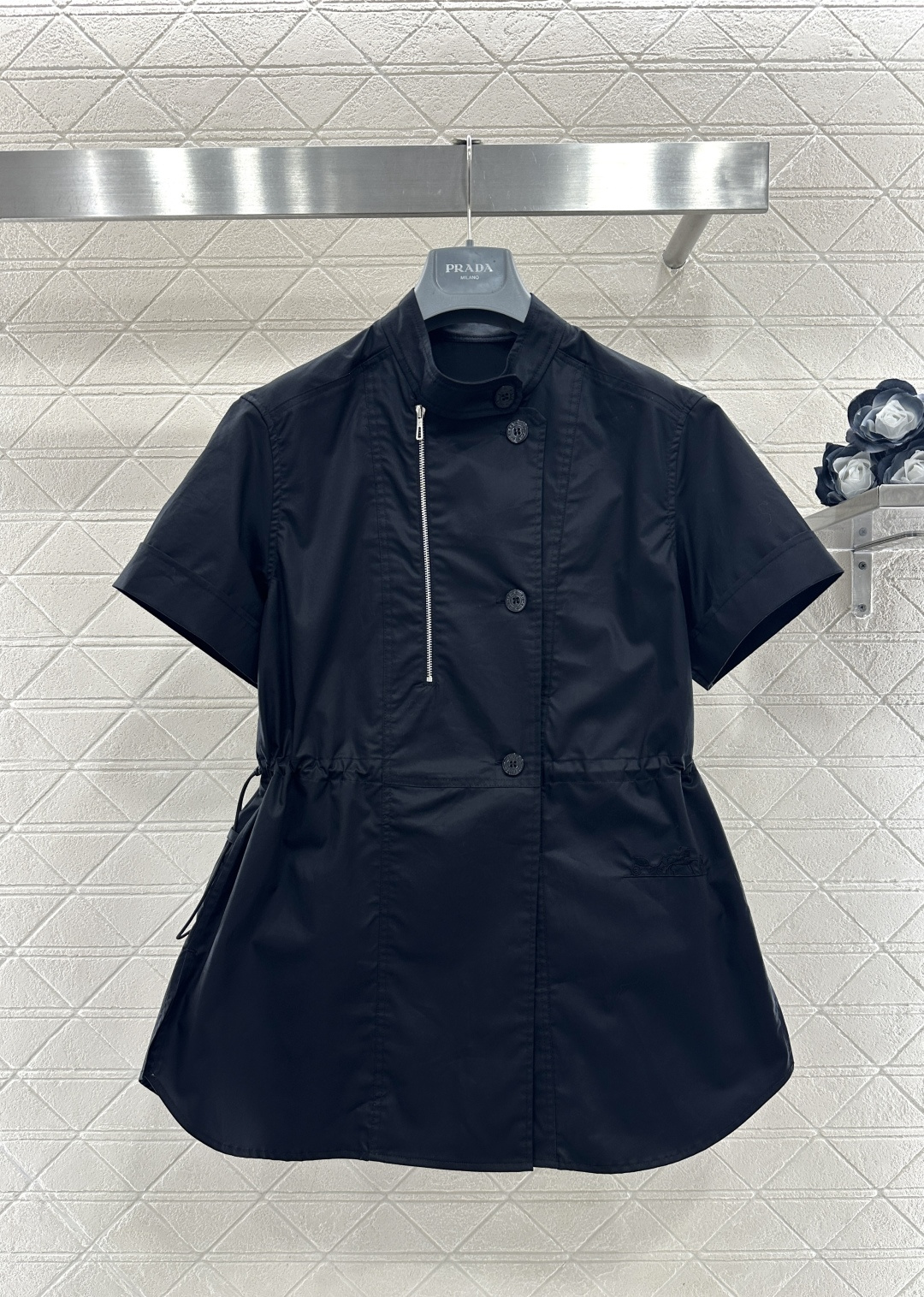 ♥Herme*♥2026新品上架 立领解构设计感短袖衬衫裙定制YB斜纹全棉材质，质感细腻，穿搭舒适，小立