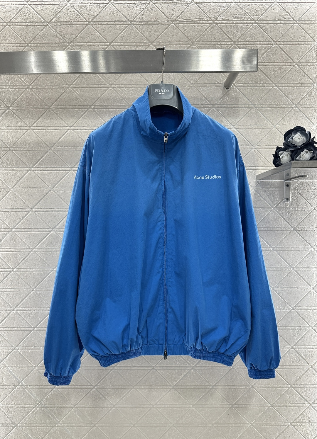 ♥Acne studio*♥2026新品上架 宝蓝色拉链廓形外套定制YB进口棉纶材质，质感光泽，防风舒适