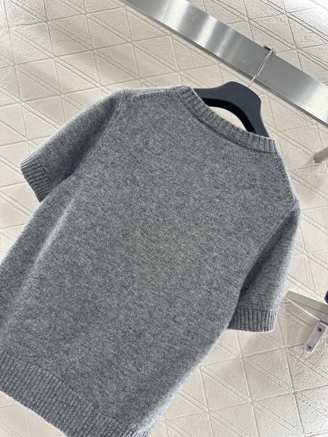 ♥Herme*♥2026新品上架 贺岁提花马头针织短袖新年贺岁系列#定制YB羊毛纱线织造，穿搭舒适，质感