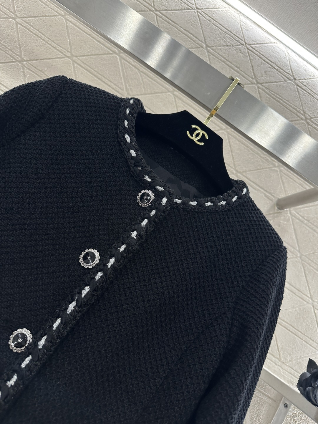 ♥Chane*♥2026新品上架 圆领捆边外套定制YB进口粗纺羊毛呢材质，质感高级，品相十足，圆领洋装外