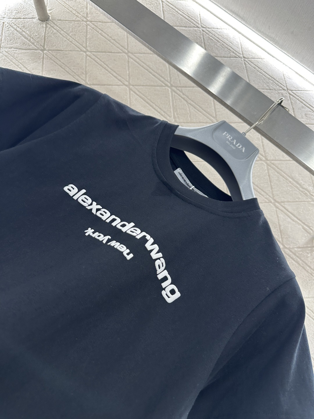 ♥Alexander wan*♥2026新品上架 圆领起泡印花徽标𝑇𝑒𝑒定制YB丝光全棉材质，质感光泽，