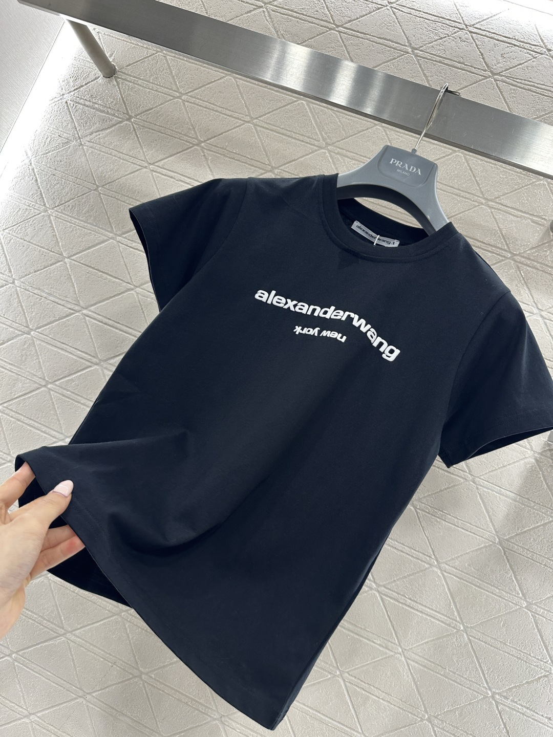 ♥Alexander wan*♥2026新品上架 圆领起泡印花徽标𝑇𝑒𝑒定制YB丝光全棉材质，质感光泽，