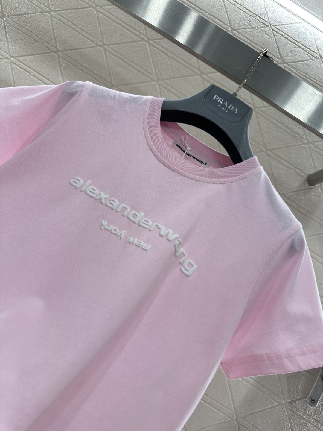 ♥Alexander wan*♥2026新品上架 圆领起泡印花徽标𝑇𝑒𝑒定制YB丝光全棉材质，质感光泽，