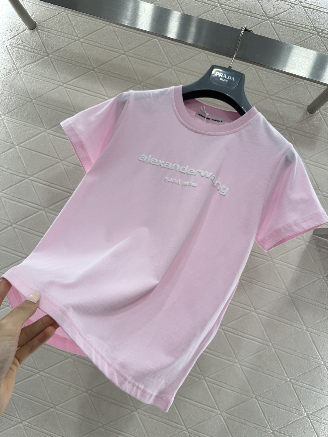 ♥Alexander wan*♥2026新品上架 圆领起泡印花徽标𝑇𝑒𝑒定制YB丝光全棉材质，质感光泽，