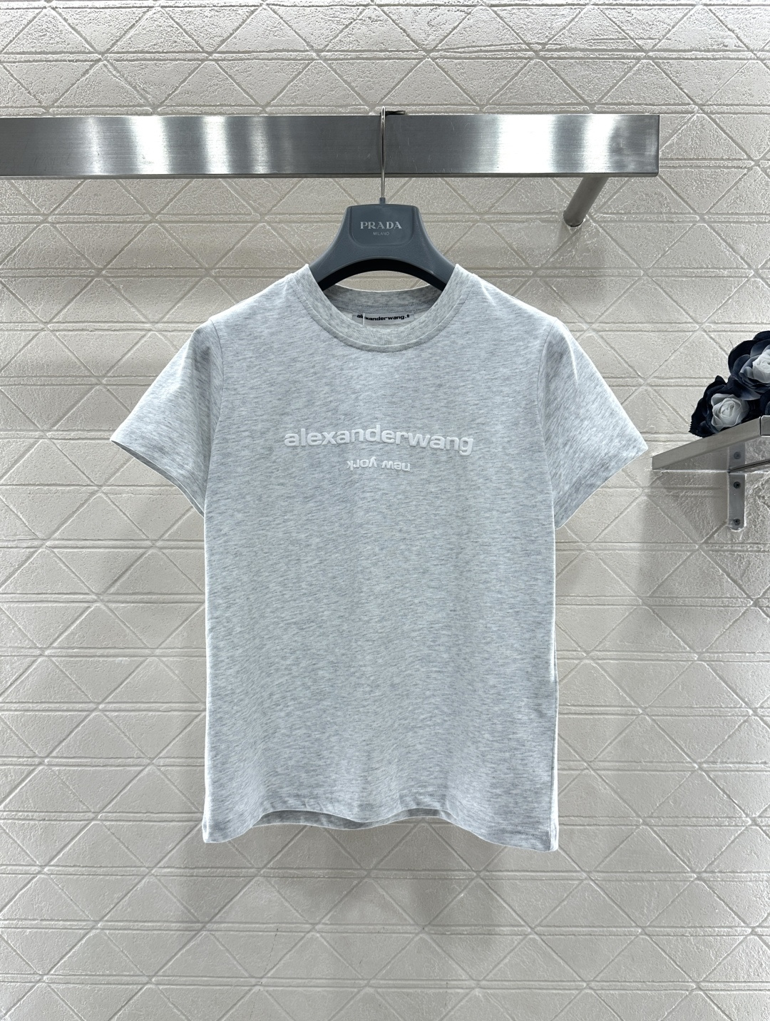 ♥Alexander wan*♥2026新品上架 圆领起泡印花徽标𝑇𝑒𝑒定制YB丝光全棉材质，质感光泽，