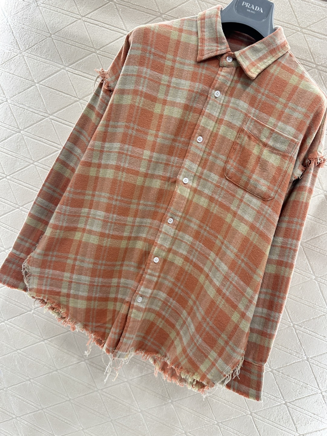 ♥R13*♥2026新品上架 复古格纹毛边衬衣定制YB斜纹全棉材质，舒适柔软，透气好穿，水洗做旧复古衬衣