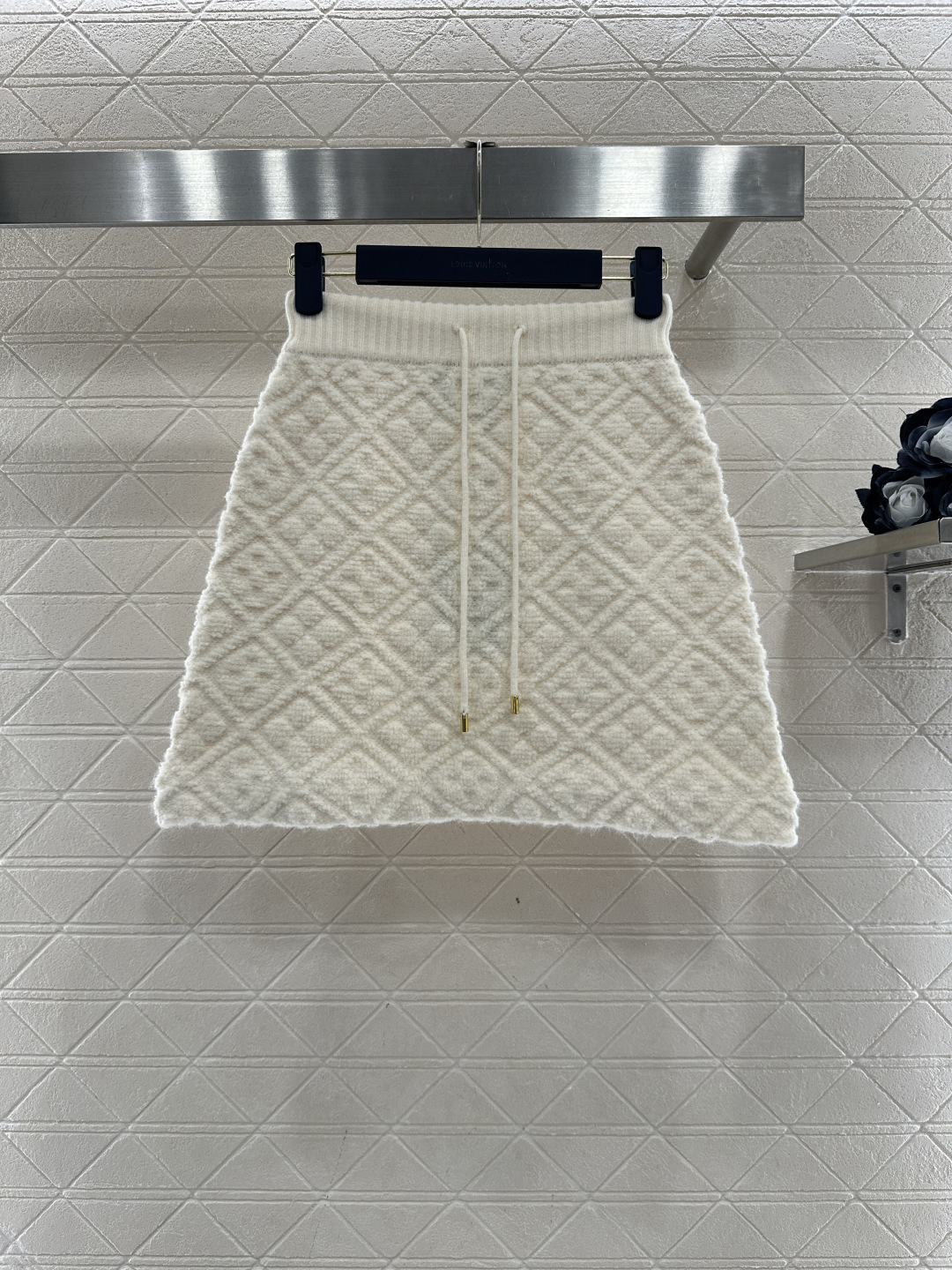 ♥Louis Vuitto*♥2026新品上架 提花针织开衫外套短裙套装定制YB羊绒羊毛纱线织造，提花工