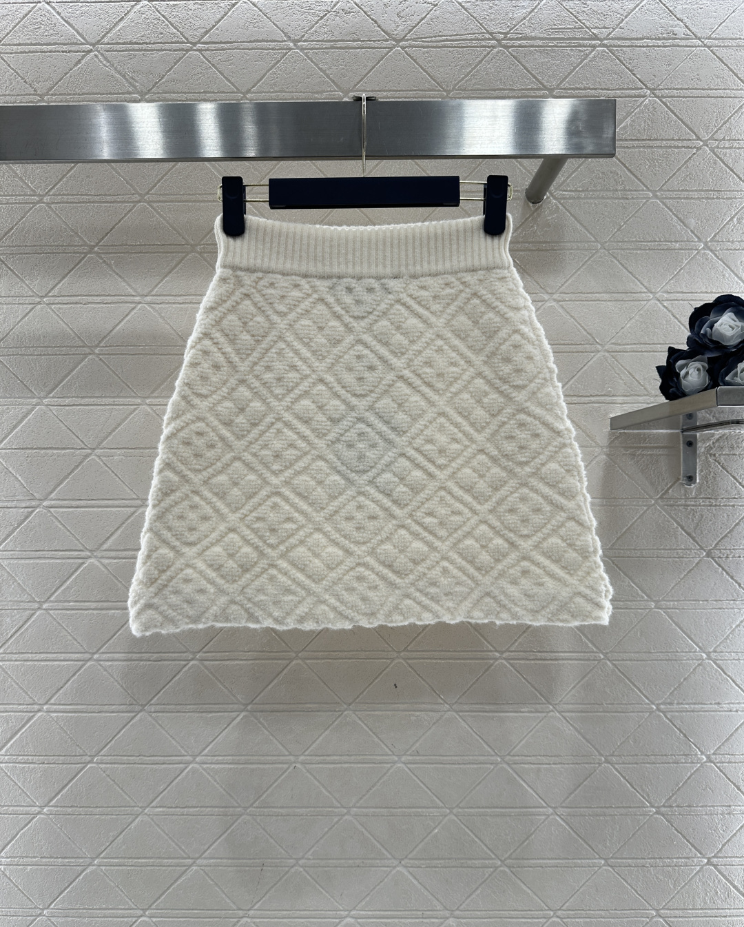 ♥Louis Vuitto*♥2026新品上架 提花针织开衫外套短裙套装定制YB羊绒羊毛纱线织造，提花工