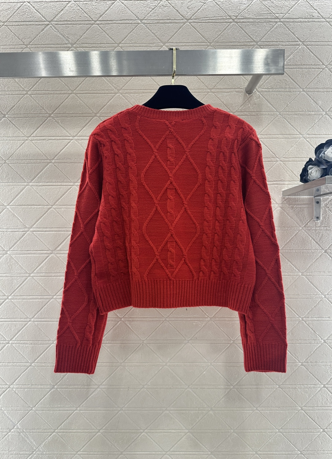 ♥Chane*♥2026新品上架 圆领麻花针织套头毛衣定制YB羊毛纱线织造，质感细腻，穿搭舒适，圆领针织