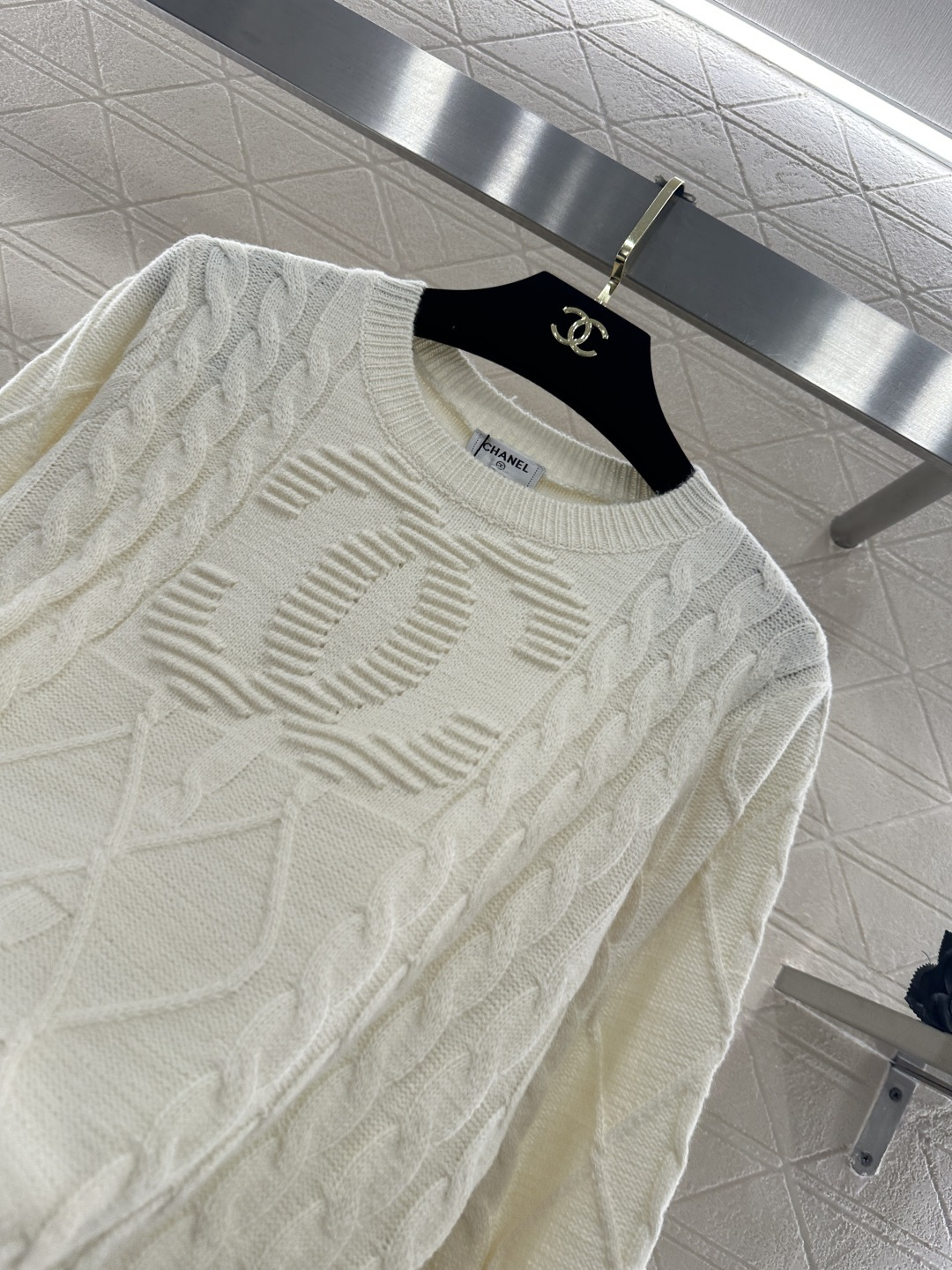 ♥Chane*♥2026新品上架 圆领麻花针织套头毛衣定制YB羊毛纱线织造，质感细腻，穿搭舒适，圆领针织