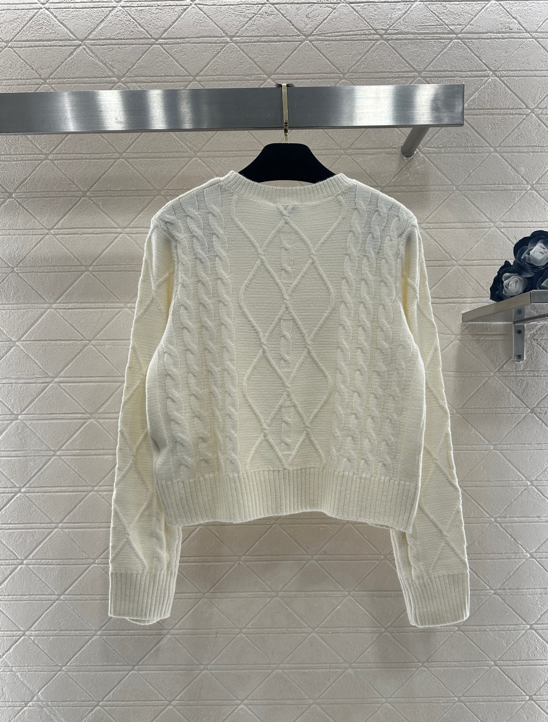 ♥Chane*♥2026新品上架 圆领麻花针织套头毛衣定制YB羊毛纱线织造，质感细腻，穿搭舒适，圆领针织