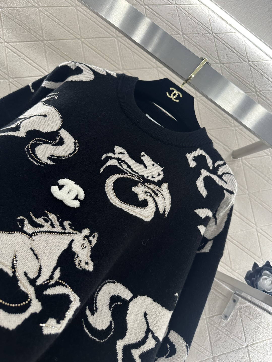 ♥Chane*♥2026新品上架 贺岁圆领提花针织套头毛衣新年贺岁系列#定制YB羊毛纱线织造，质感细腻，