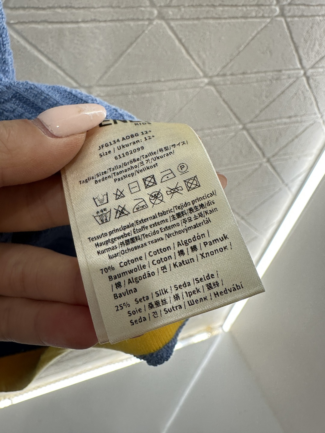 ♥Fend*♥2026新品上架 提花针织短袖连衣裙定制YB丝毛针织材质，质感高级，舒适柔软，翻领针织短袖