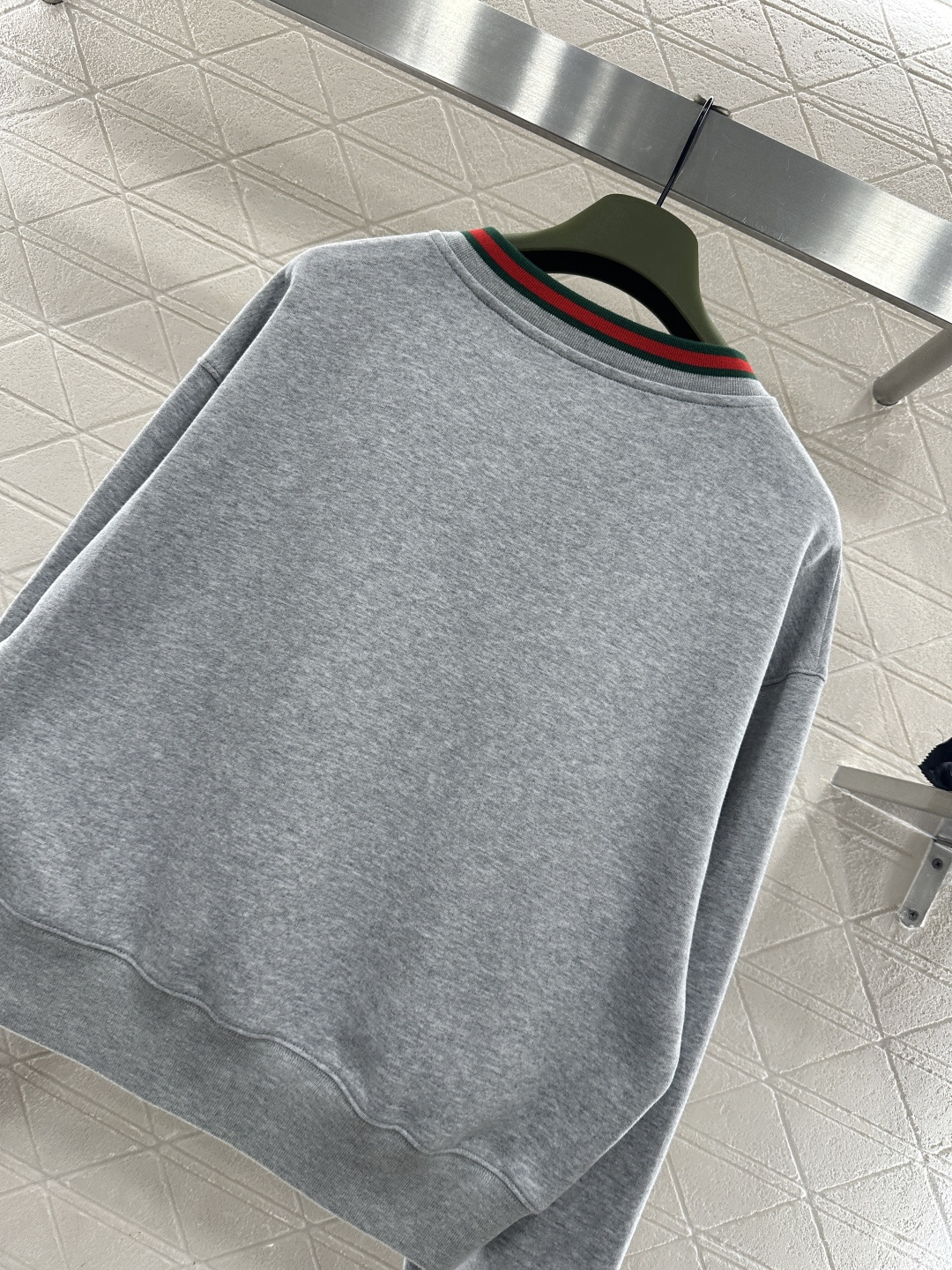 ♥Gucc*♥2026新品上架 贺岁套头卫衣长裤套装新年贺岁系列#定制YB斜纹全棉材质，柔软亲肤，穿搭舒