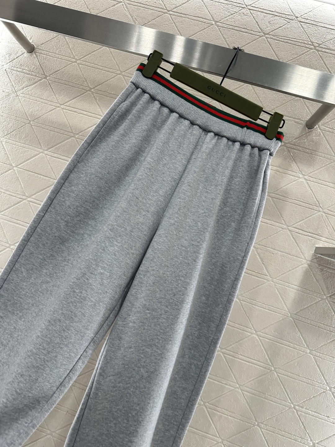 ♥Gucc*♥2026新品上架 贺岁套头卫衣长裤套装新年贺岁系列#定制YB斜纹全棉材质，柔软亲肤，穿搭舒