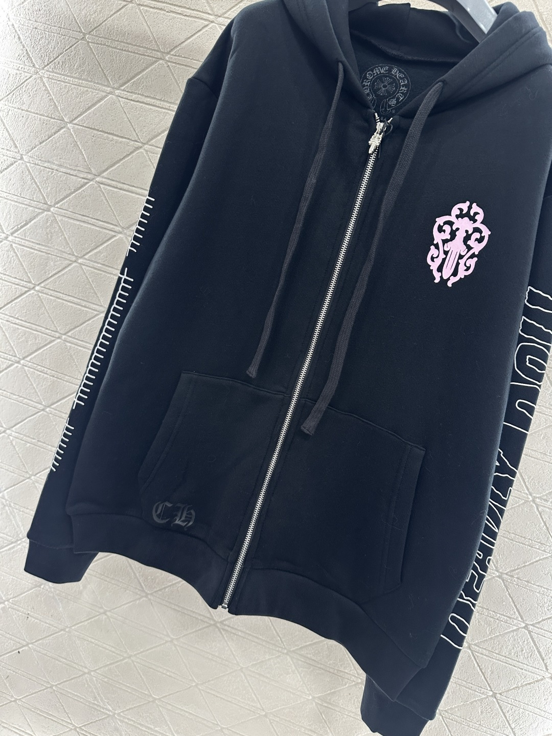 ♥Chrome hear*♥2026新品上架 十字架连帽抽绳卫衣外套定制YB原生全棉材质，穿搭舒适，质感