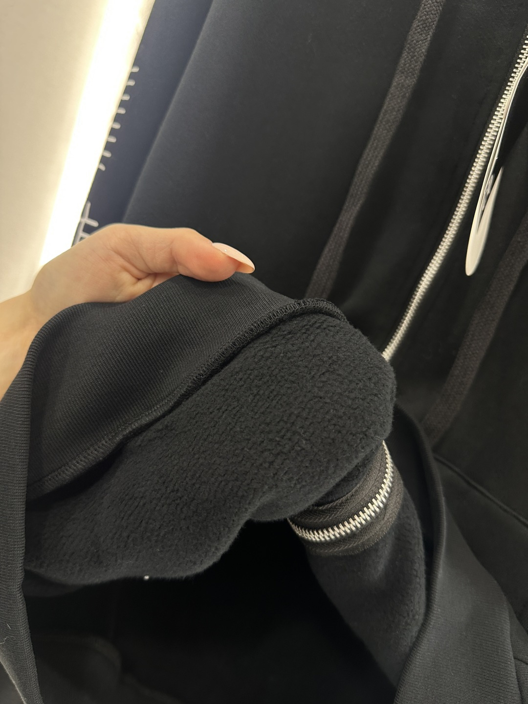 ♥Chrome hear*♥2026新品上架 十字架连帽抽绳卫衣外套定制YB原生全棉材质，穿搭舒适，质感