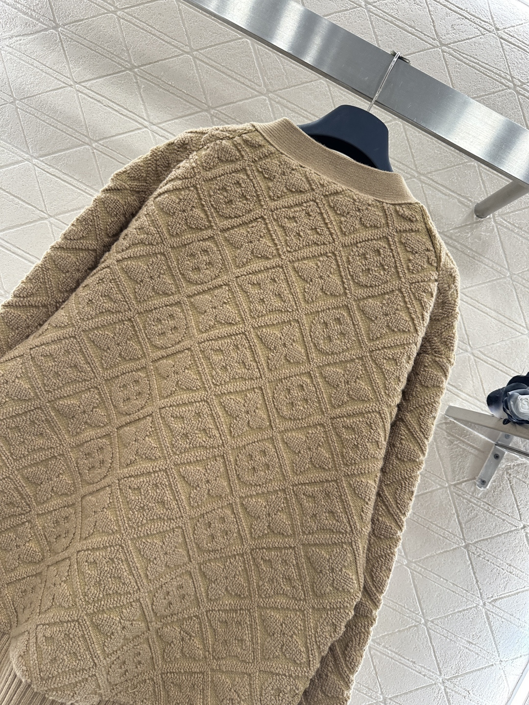 ♥Louis Vuitto*♥2026新品上架 茧形提花针织开衫外套定制YB羊毛纱线织造，提花工艺处理，