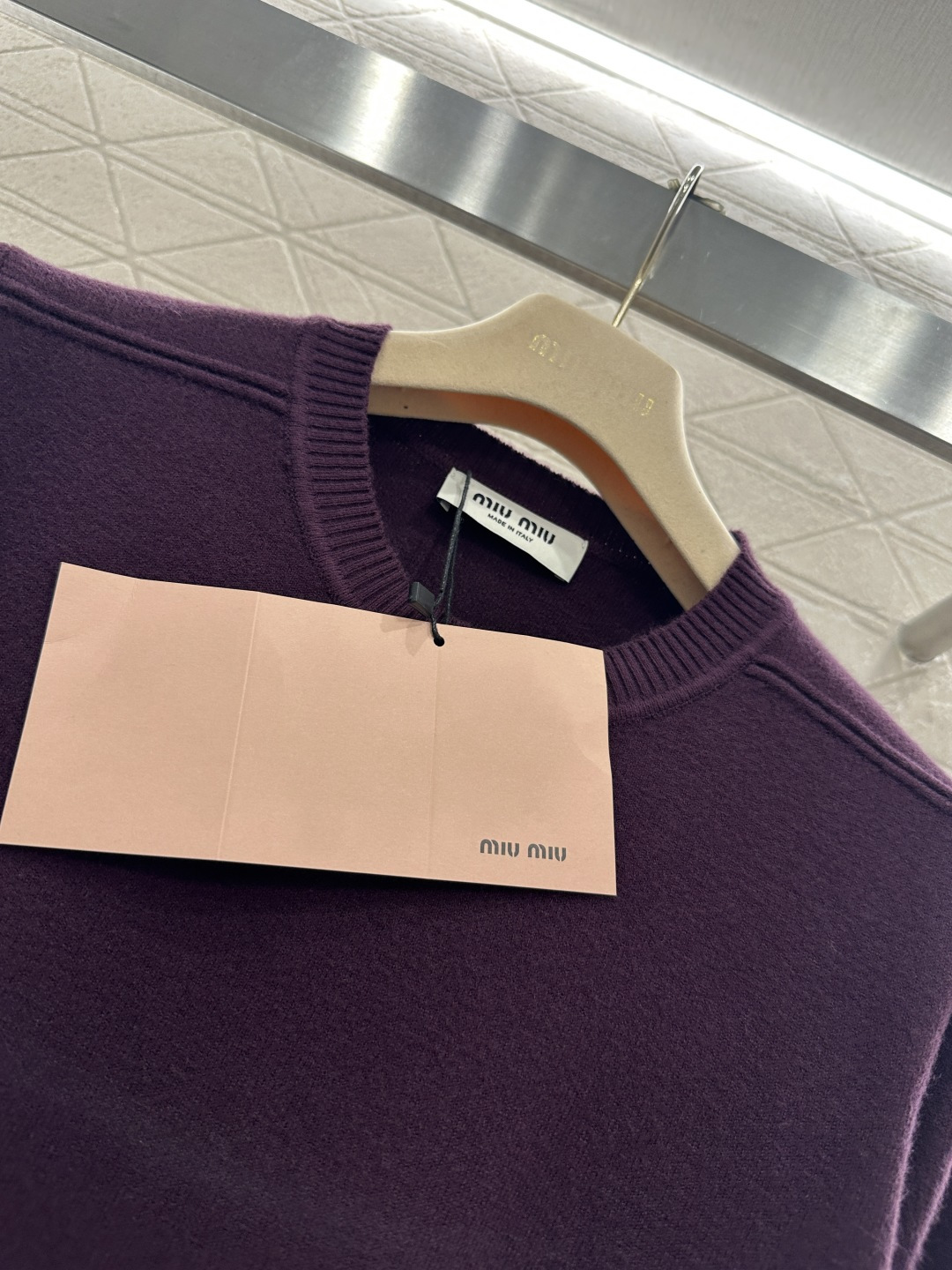 ♥Miumi*♥2026新品上架 圆领针织套头毛衣定制YB羊毛纱线织造，质感细腻，穿搭舒适，圆领针织套头