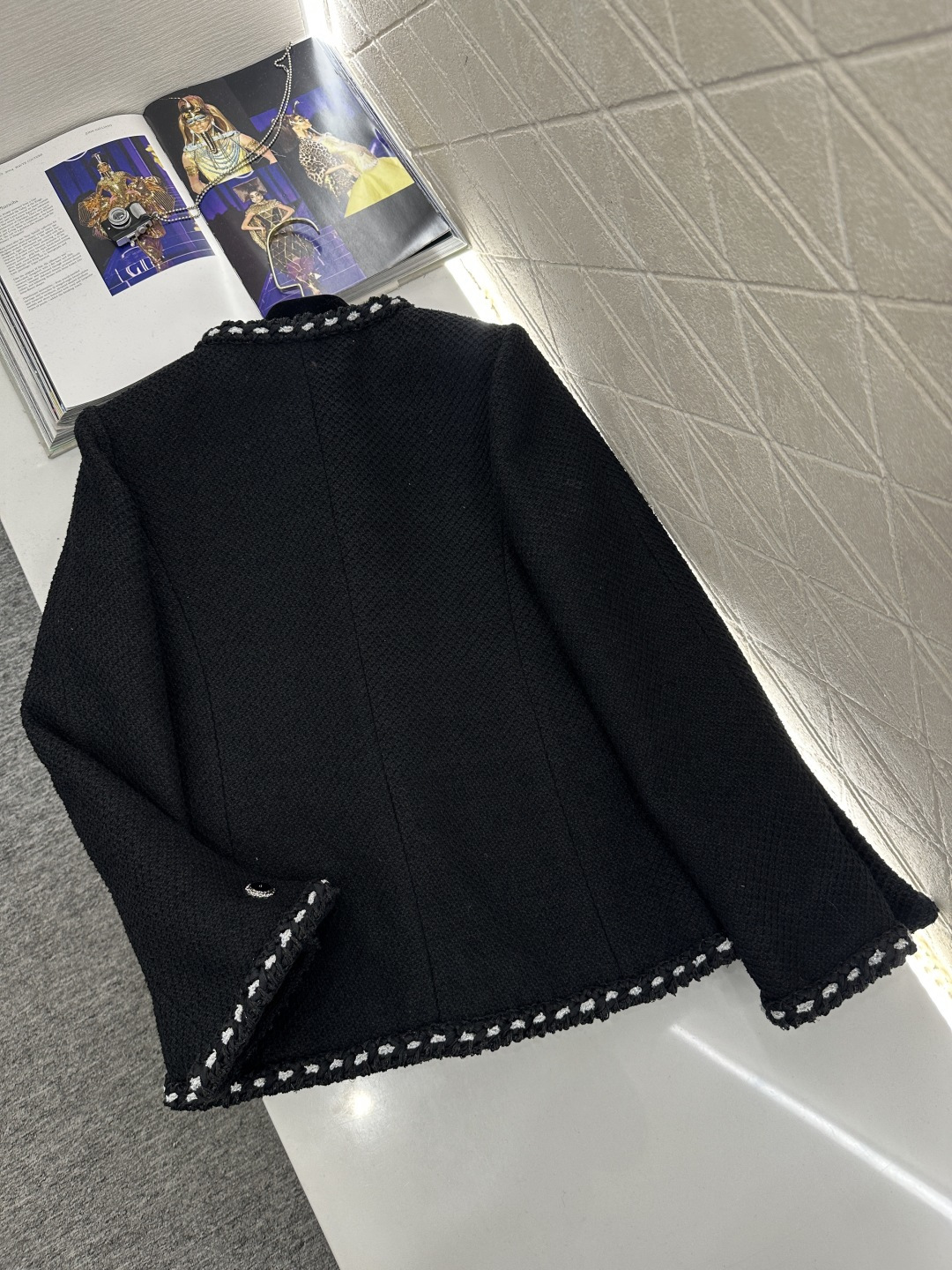 ♥Chane*♥2026新品上架 圆领捆边外套定制YB进口粗纺羊毛呢材质，质感高级，品相十足，圆领洋装外