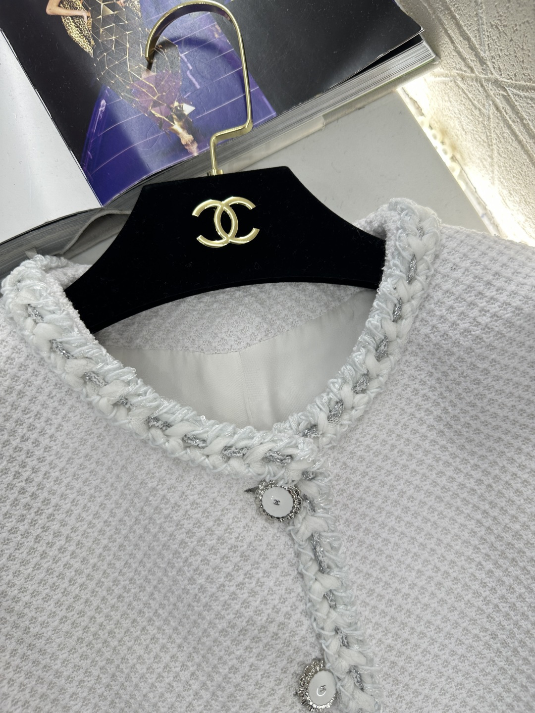 ♥Chane*♥2026新品上架 圆领捆边外套定制YB进口粗纺羊毛呢材质，质感高级，品相十足，圆领洋装外