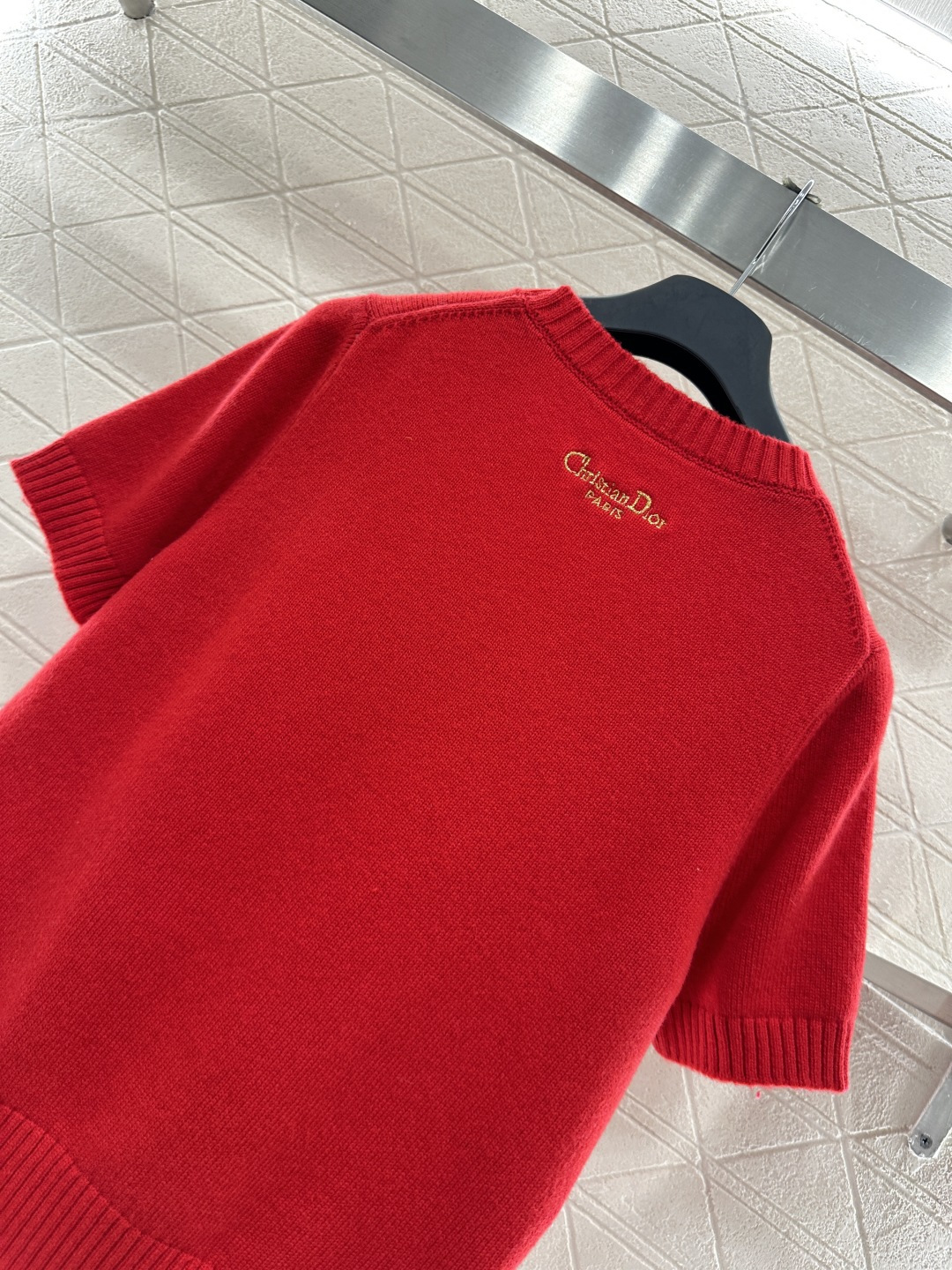 ♥Dio*♥2026新品上架 贺岁飞马刺绣针织短袖新年贺岁系列#定制YB羊绒纱线织造，质感高级，舒适柔软