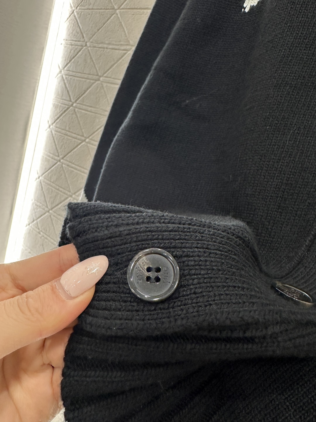 ♥Ami*♥2026新品上架 V领针织廓形针织开衫定制YB羊毛纱线织造，质感细腻，穿搭舒适，V领针织开衫