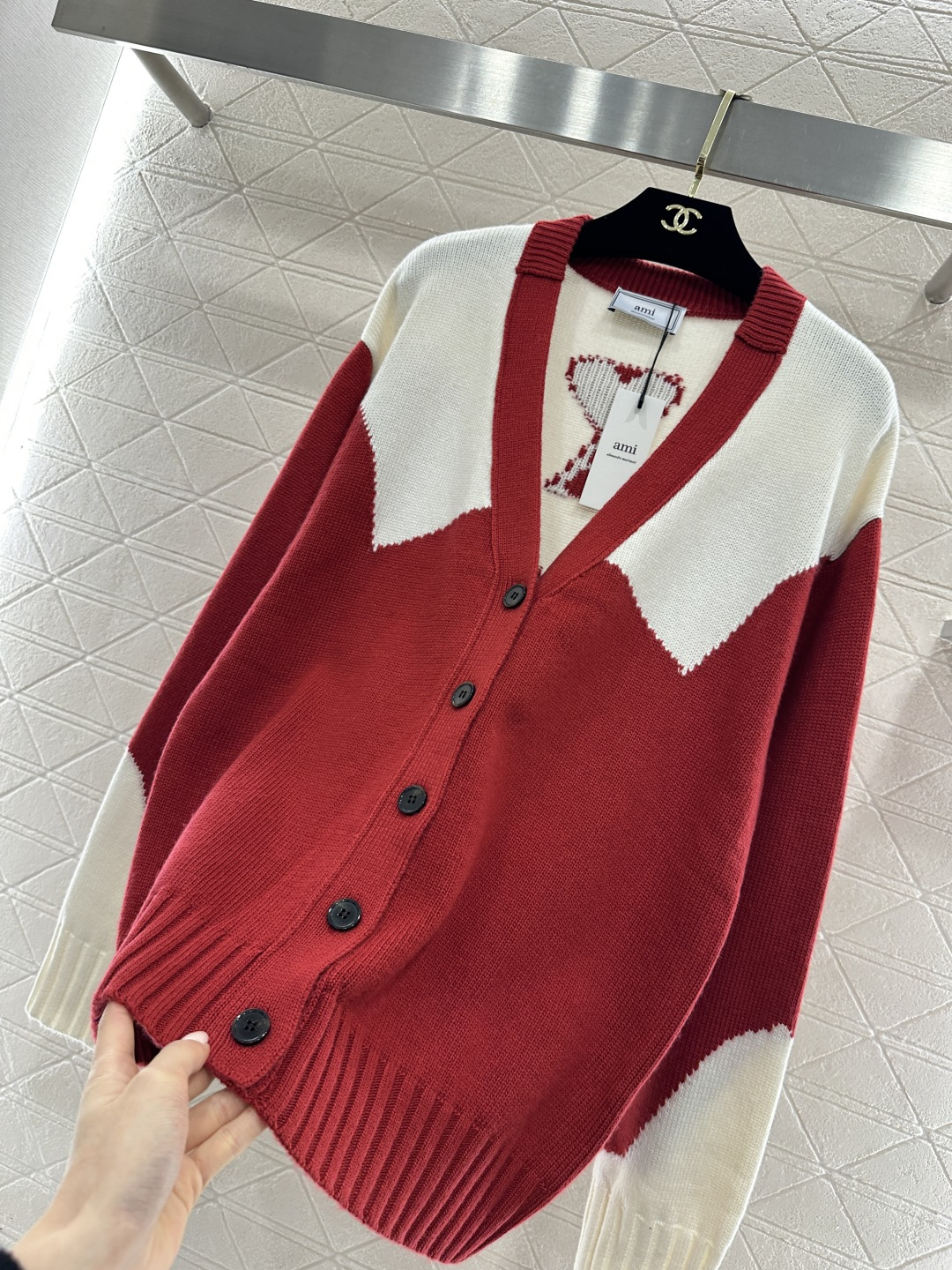 ♥Ami*♥2026新品上架 V领针织廓形针织开衫定制YB羊毛纱线织造，质感细腻，穿搭舒适，V领针织开衫